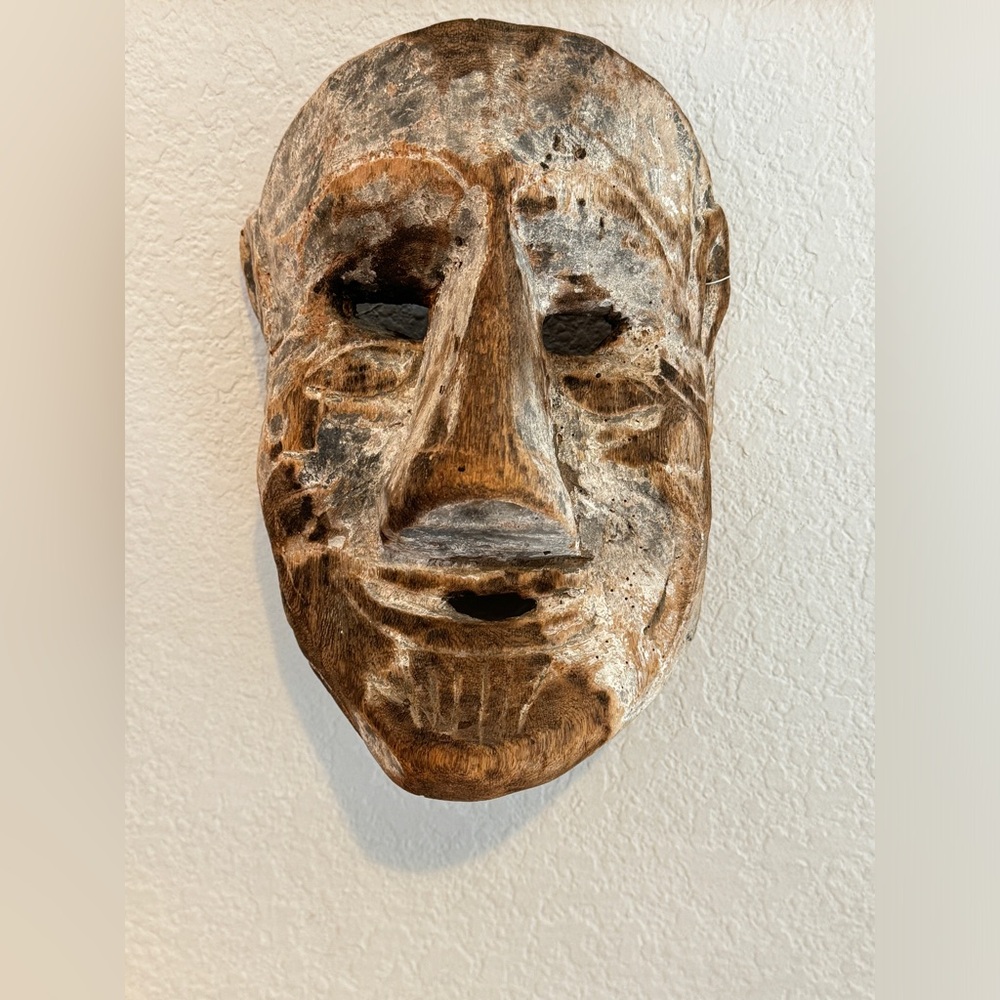 Rustic Vintage Wall Decor Wooden Bust Mask Wall Decor Carved Statue
